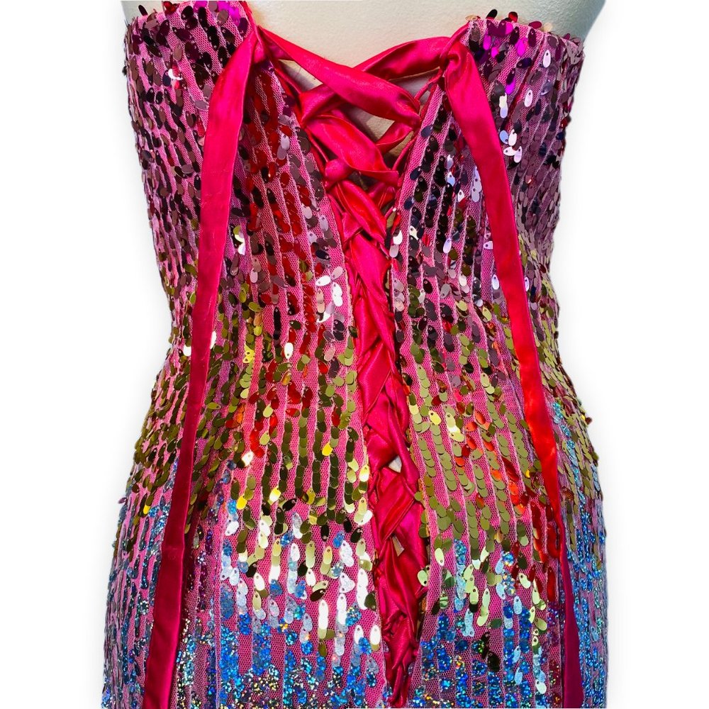 RACE KARIN Fully Ombre Sequined Strapless Open Lace Up Back Gown. SIZES 36/6 - Picture 8 of 10